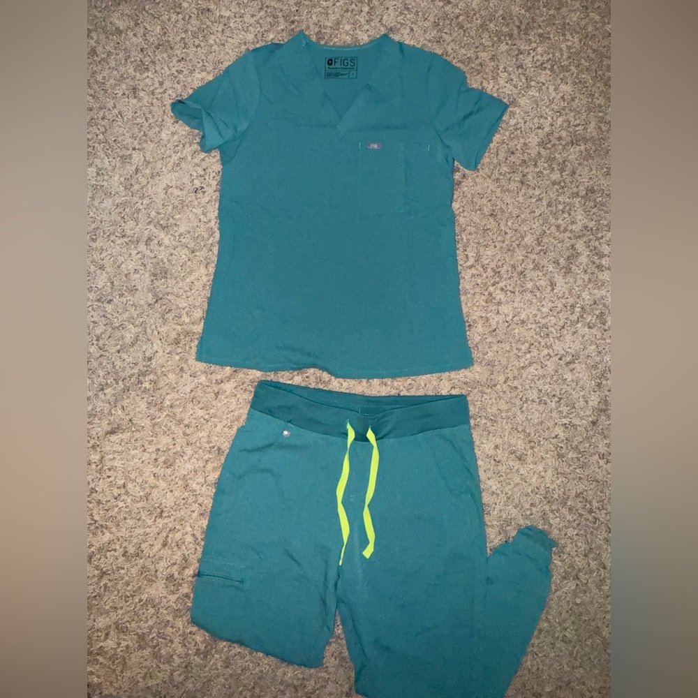 FIGS: Teal